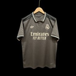 Kit enfants MAILLOT REAL MADRID 3 2024/2025 short Gratuit 🔥